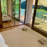 La Forestale Luxury Primo Piano Bed and breakfast 4*
