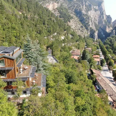 La Forestale Luxury Primo Piano 4* Акваланга