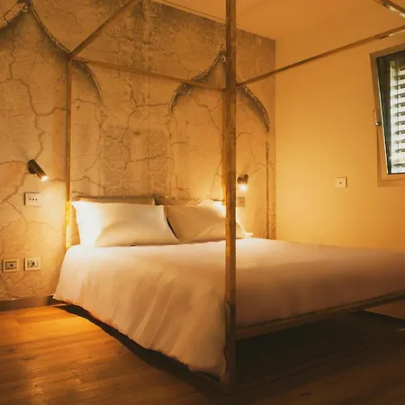 Couette-café La Forestale Luxury Primo Piano 4*