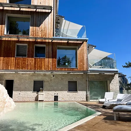 La Forestale Luxury Primo Piano