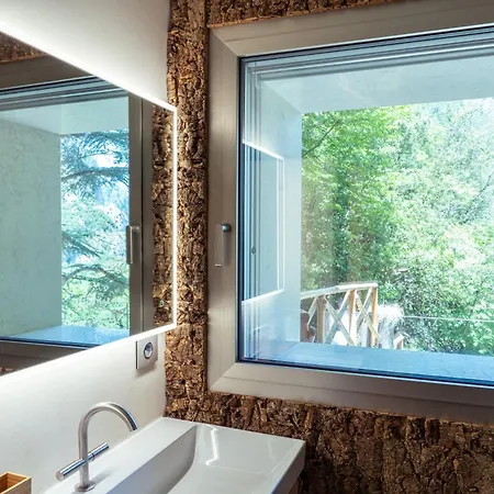 فندق مبيت وإفطار La Forestale Luxury Primo Piano أكوالاغنا