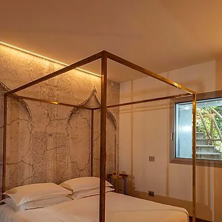 La Forestale Luxury Primo Piano 4*