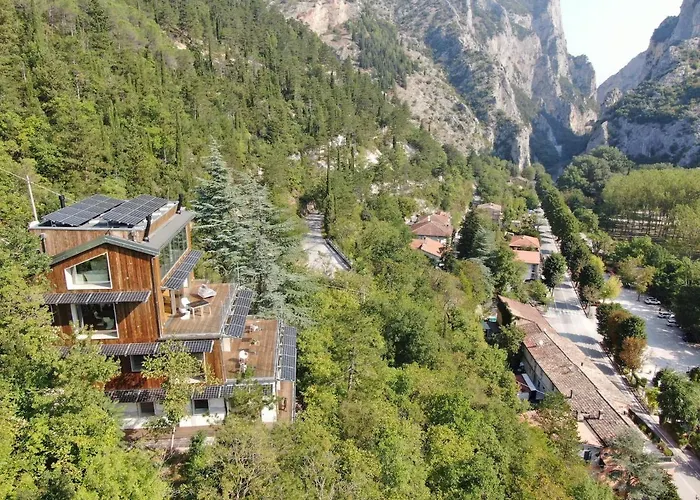 La Forestale Luxury Primo Piano 4* Acqualagna