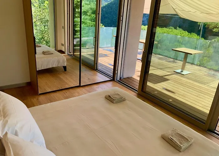 La Forestale Luxury Primo Piano Bed and Breakfast 4*
