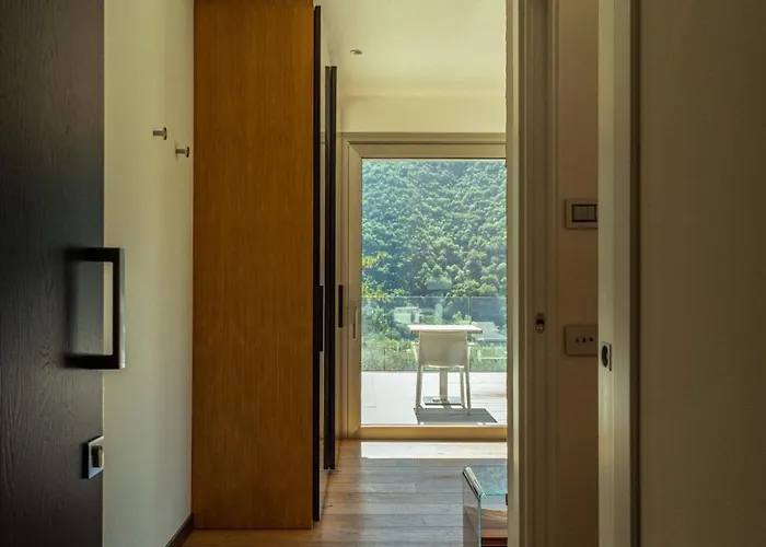 La Forestale Luxury Primo Piano Bed and Breakfast 4*