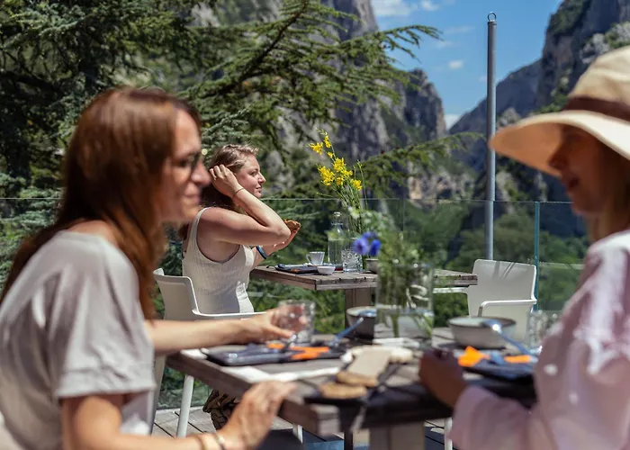 La Forestale Luxury Primo Piano Bed and Breakfast 4*